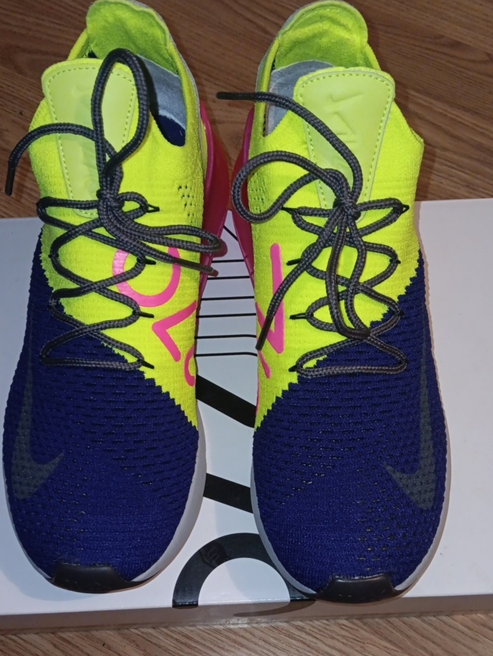 Mens NIKE AIR MAX 270